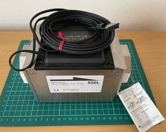 ○送料無料【未使用品 キーエンス KEYENCE FD-MH500A 】電極非接液型 電磁式流量センサヘッド FD-M シリーズ