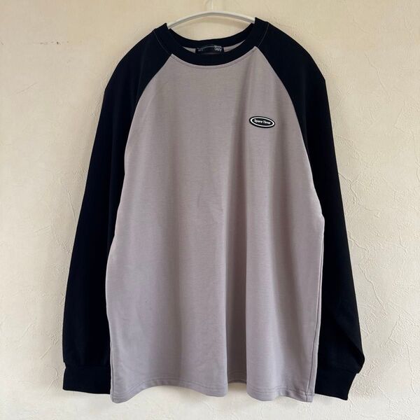 DAZY ロゴプリント ラグランスリーブ 長袖Tシャツ ブラック×グレー M