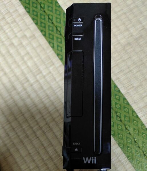 Wii ニンテンドー Nintendo 任天堂 クロ ゲーム機動作品 本体のみ
