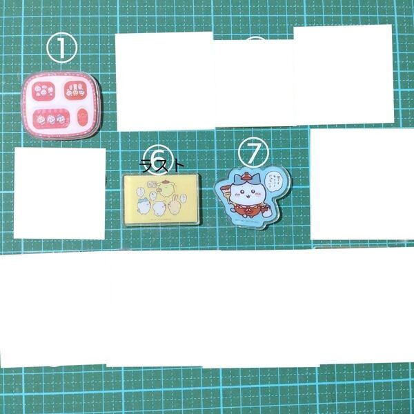 ちいかわ アクリルパーツ 4cm