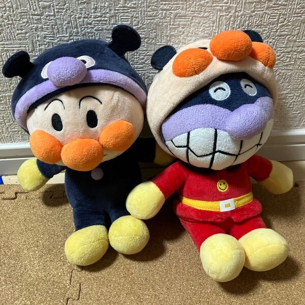 アンパンマンミュージアム アンパンマンとバイキンマンのぬいぐるみ