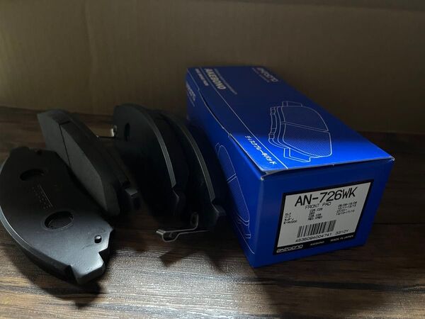 新品 曙ブレーキ AN-726WK アケボノ セレナ C25 C26 AN726WK ブレーキパッド フロント リーフ NV200