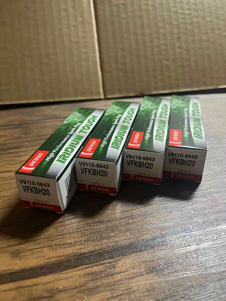 新品 正規品 DENSO V9110-5643 イリジウム タフ スパークプラグ 4本 VFKBH20 ハイエース レクサス
