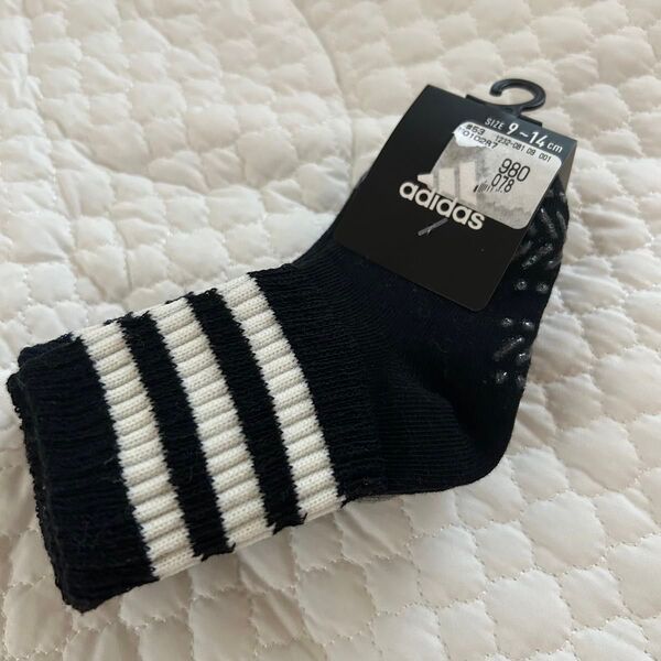adidas ベビーソックス 9〜14cm ブラック 未使用