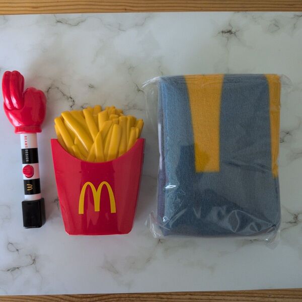 マクドナルド ノベルティグッズ 3個セット 加湿器、ブランケット、ポテトハンドキャッチャー( BEAMS DESIGN)