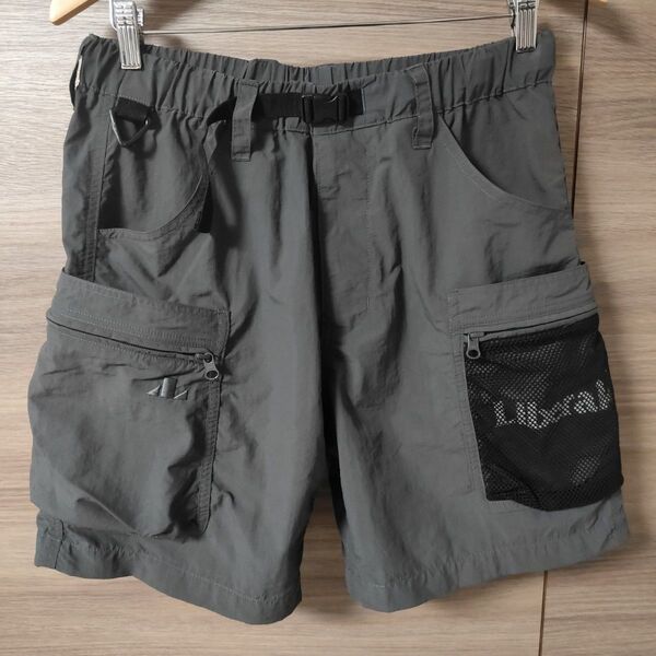 極美品 Liberaiders リベレイダース ナイロンハーフパンツ M グレー