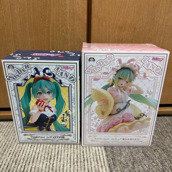 【新品・未開封】初音ミク wonderlandフィギュア 白雪姫 眠れる森の美女