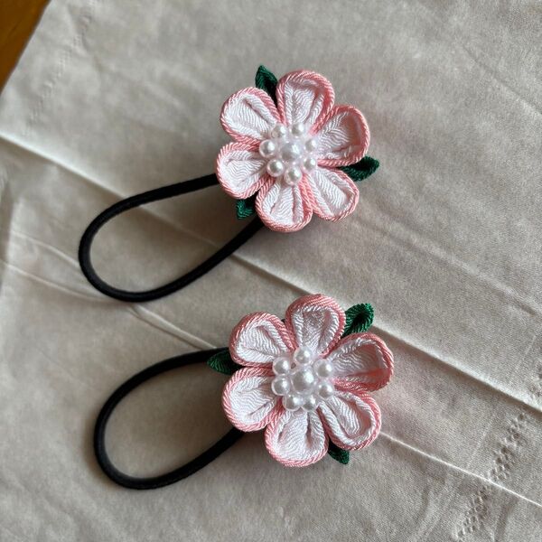 つまみ細工 ヘアゴム 2個セット 桜 ピンク ハンドメイド ちりめん生地 髪飾り 髪ゴム 手作り