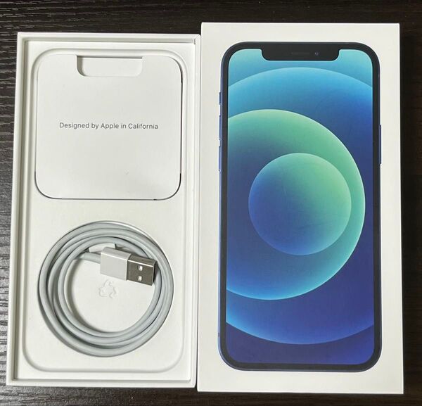 iPhone12 空箱 usb-c lightningケーブル