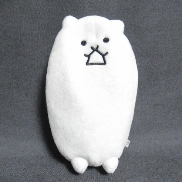 にゃんこ大戦争 チャーム付き ぬいぐるみペンポーチ ネコタンク 新品タグ付き