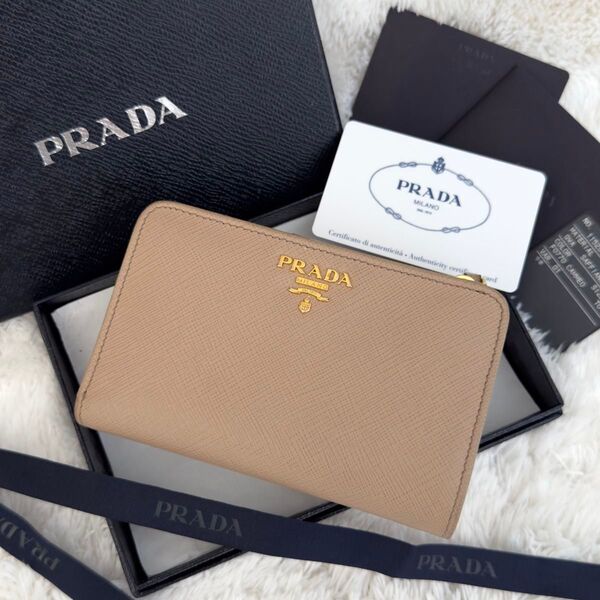 PRADA プラダ サフィアーノレザー ゴールド金具 二つ折り 財布 L字ファスナー ウォレット