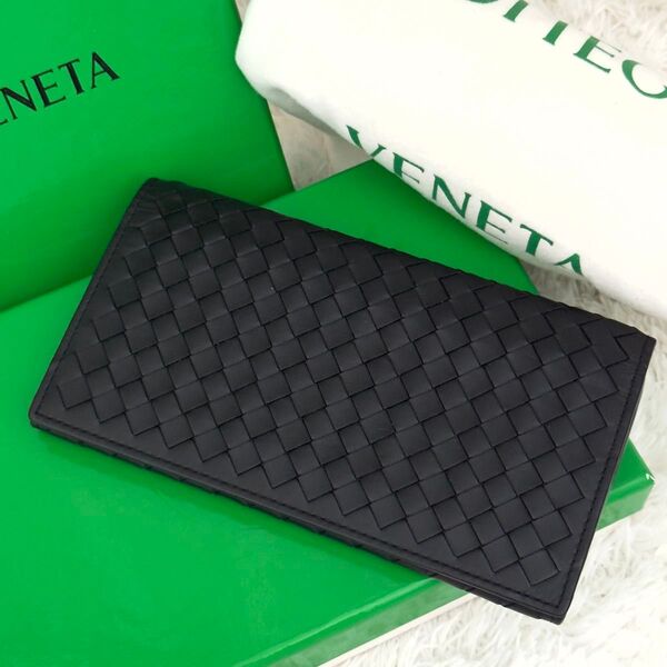 ☆極美品☆RFID内蔵 BOTTEGA VENETA ボッテガヴェネタ イントレチャート 黒 ブラック ICチップ 箱付き