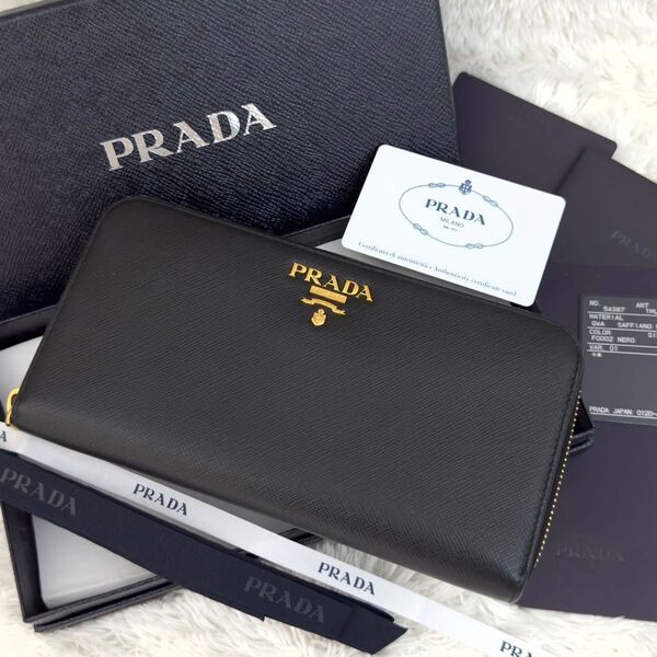 ☆極美品☆PRADAプラダ サフィアーノレザー ラウンドファスナー 長財布 ジップアラウンド ゴールド金具 ギャランティーカード付