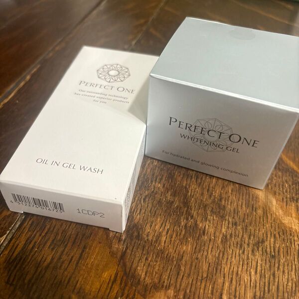 PERFECT ONE パーフェクトワン モイスチャージェル 薬用ホワイトニングジェル オイルインジェルウォッシュ 2個セット