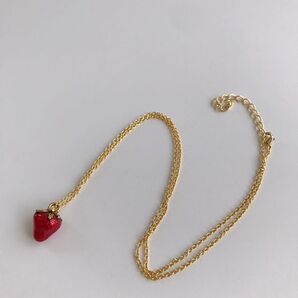 ★新品未使用★ Ray BEAMS ストロベリーネックレス