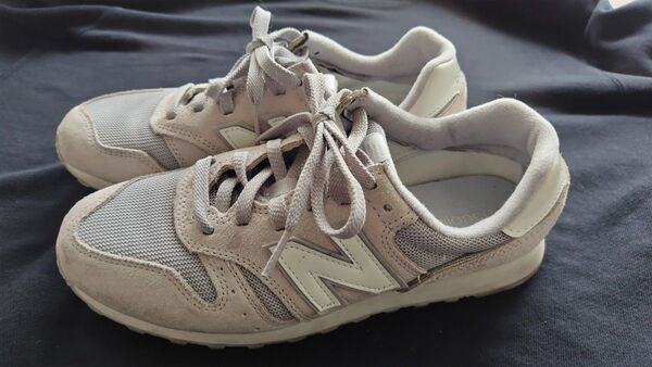 New Balance スニーカー グレー