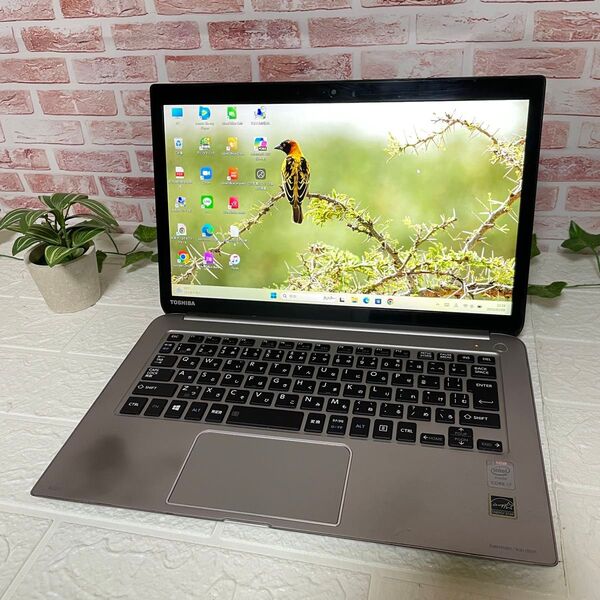 ★中古東芝SSD128GB メモリ8GB★B73PS i7-5500U カメラ Win11 Office ノートPC430