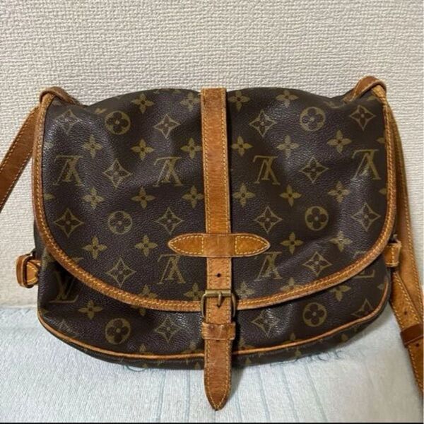 LOUIS VUITTON ルイヴィトン ソミュール ショルダーバッグ モノグラム