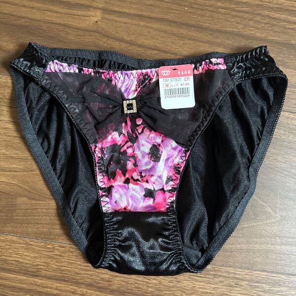 新品未使用 エメフィール aimerfeel ショーツ 廃盤品 m