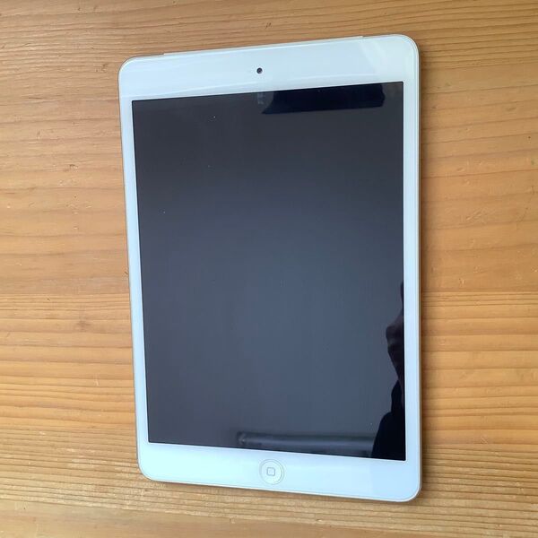 Apple iPad mini 2 Silver Wi-Fi Cellular docomo 16G 中古 現状渡し 部品取り