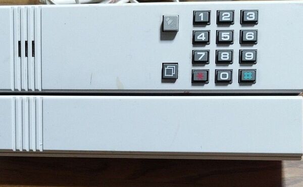 昭和レトロNTT 卓上電話機と受話器セット