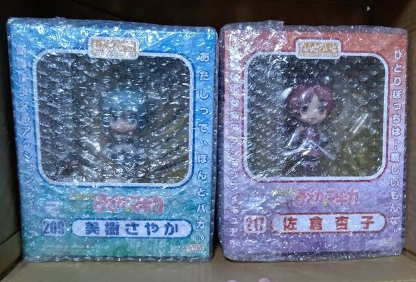 【新品未開封未使用品】ねんどろいど グッドスマイルカンパニー 魔法少女まどか 美樹さやか&佐倉杏子 フィギュア 2体セット売