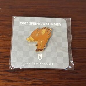 【未使用】UNITEDARROWS いのししピンズ