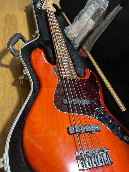 Fender American Standard 5弦ベース