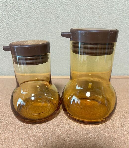 昭和レトロ 醤油差し ソースポット 調味料入れ ガラス アンバーガラス 喫茶店 LEC レック 当時物