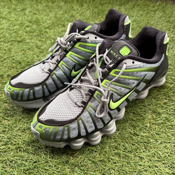 NIKE SHOX TL スニーカー AV3595-005 グレー×グリーン 27cm