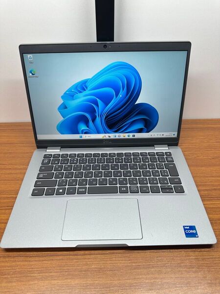 6.DELL Latitude 5320 i7-1185g7 8/256