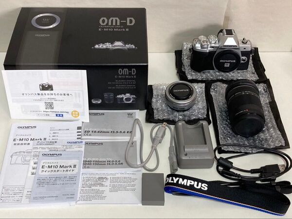 【シャッター回数400程度】OLYMPUS OM-D E-M10 Mark III EZ ダブルズームキット ミラーレス一眼カメラ