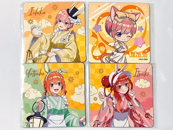 マグネットシート 五等分の花嫁 中野四葉 中野 一花 中野 五月 ロッテ アーモンドクリスプ