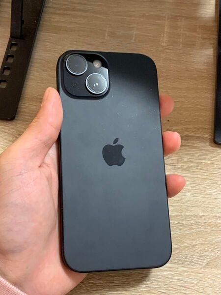iPhone 15 ブラック 256GB SIMフリー