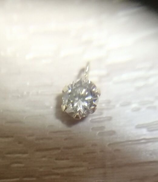 【値下不可】250584 ダイヤ 0.2ct k18 ペンダントトップ