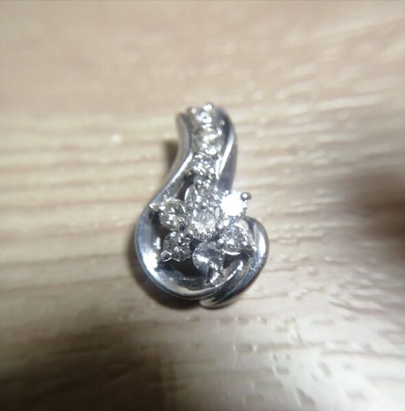 【大振り!値下不可】ダイヤ 0.5ct pt900 約2.82g ペンダントトップ