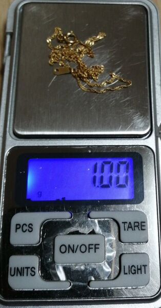 【値下不可】250550 k18 約1g スクリュー ネックレス チェーン