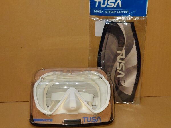 ★新品未使用★ TUSA ダイビングマスク Zensee M1010 QW (ホワイト) と マスクストラップカバー