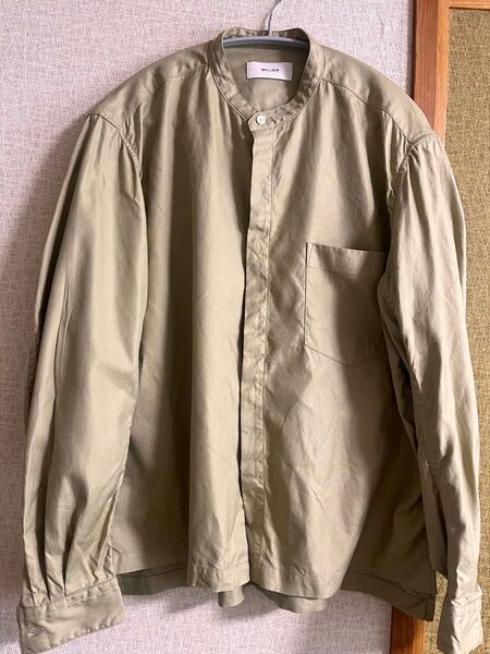 WELLDER カーキ バンドカラーシャツ