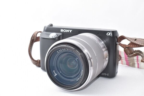 【美品】SONY NEX-F3 ミラーレスカメラ ブラック E 18-55mm