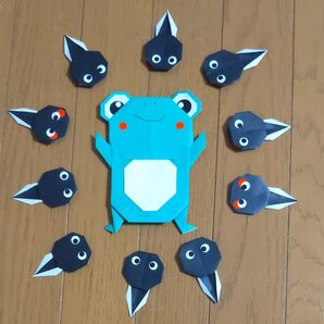 大きなカエル&おたまじゃくしいっぱい 壁面飾り
