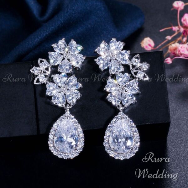 イヤリング ピアス 高品質 お花 キュービックジルコニア ブライダル ウェディングアクセサリー 結婚式 前撮り パーティー