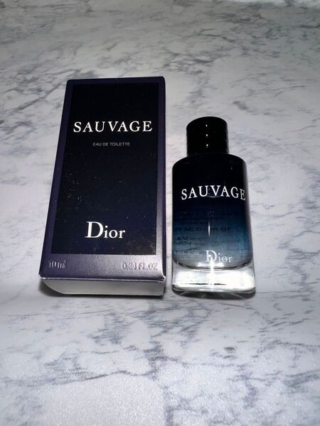Dior ソヴァージュ オードゥトワレ 10ml