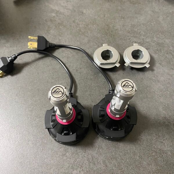 IPF ヘッドライトLED 341HLB2 H4 中古 片方は点灯確認済み 片方は故障品です。