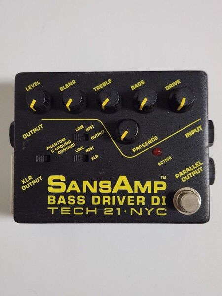 TECH21 SANSAMP BASS DRIVER DI サンズアンプ