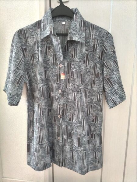 新品 シニア 半袖ブラウス シャツ グレー系 11号