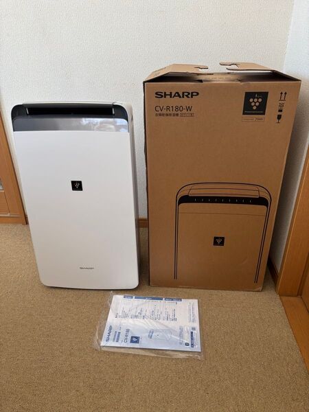 SHARP 衣類乾燥除湿機 CV-R180-W ホワイト 未使用 プラズマクラスター内蔵