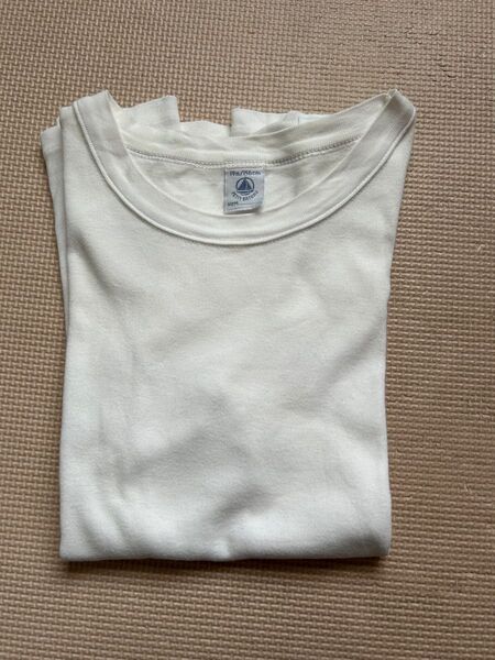 定番 プチバトー PETIT BATEAU 半袖 白Tシャツ14ANS インナー重ね着に!綿素材