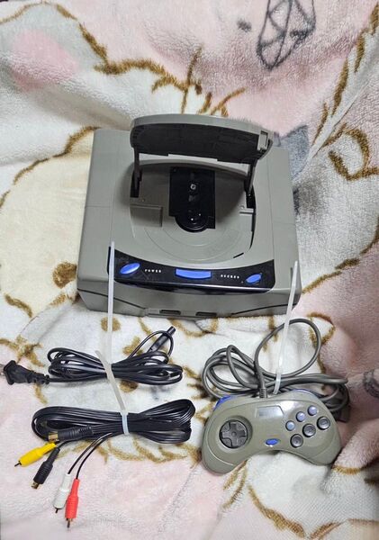 セガサターン1式+メモリーカード+画像出力変換器+ソフト10本セット