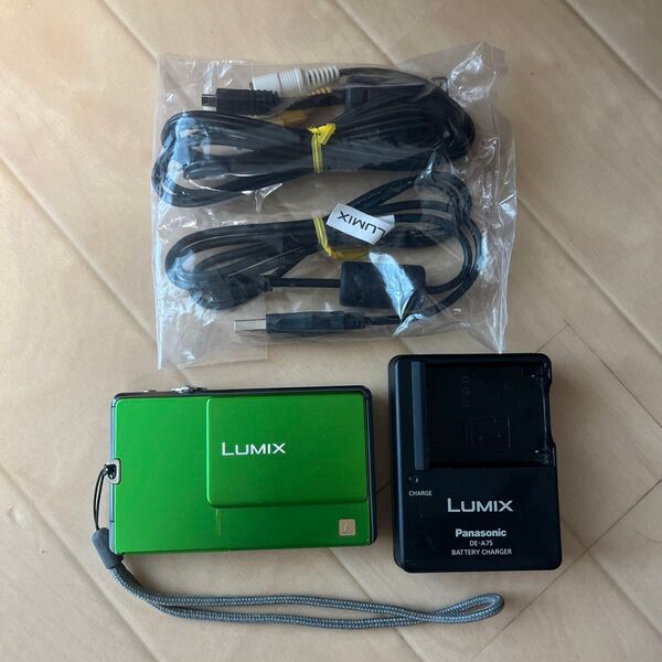 Panasonic LUMIX パナソニック DMC-FP1 デジタルカメラ コンパクトデジタルカメラ ルミックス 充電器